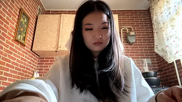 EmmaLeexth online show from March 26, 10:21 am