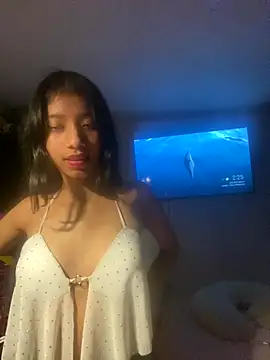 Snapshot of Lamorena_Hot chatting on December 16, 7:24 am Lamorena Hot online show from December 16, 7:24 am