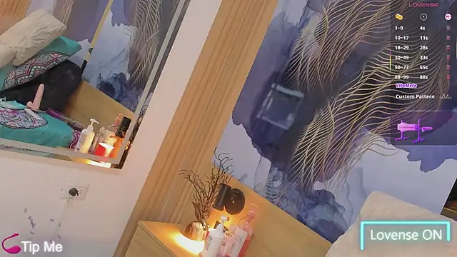 Anabacker01 online show from October 13, 7:47 pm