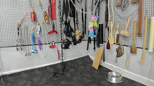 BDSM MEDUZA online show from April 11, 3:11 am