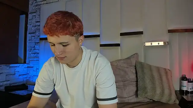 ANLLELOAndANGELA online show from March 27, 4:18 pm