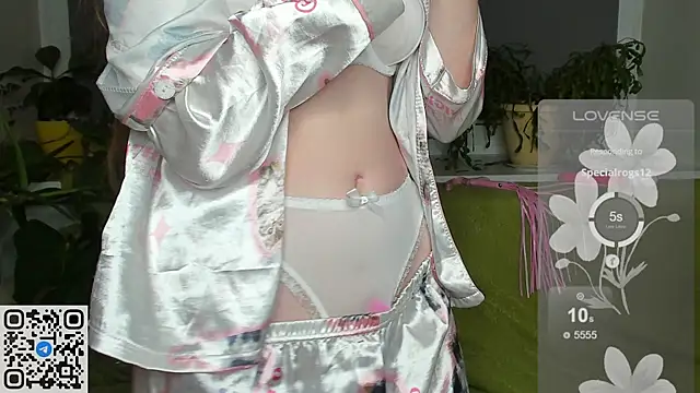 Snapshot of RitaSweety18 chatting on November 12, 7:03 pm RitaSweety18 online show from November 12, 7:03 pm