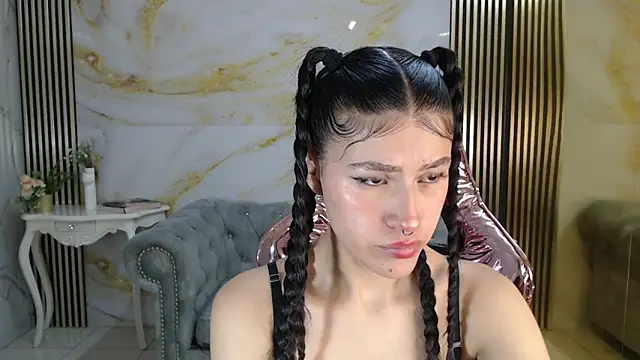 helena1 s online show from October 8, 8:17 pm