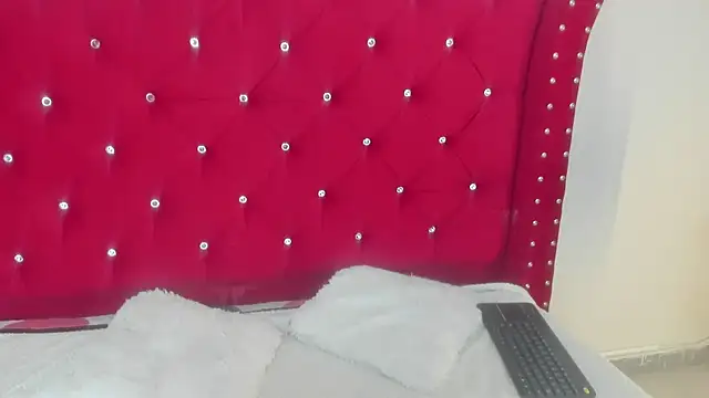 Snapshot of sky-ls chatting on September 22, 3:36 pm sky-ls online show from September 22, 3:36 pm