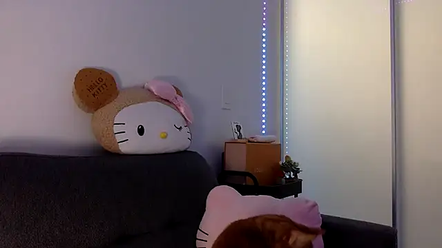 pinkybaby444 online show from December 14, 12:27 am