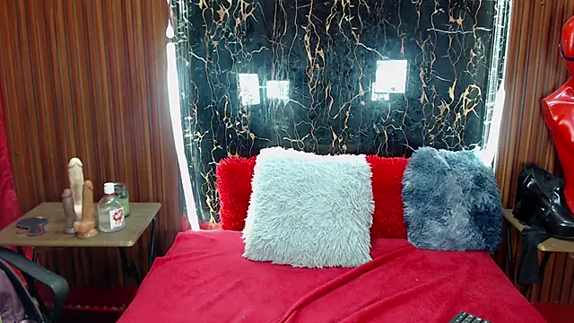 MadelinPaterson online show from October 26, 9:42 pm