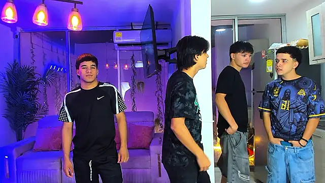 Houseofwarrios online show from March 22, 5:22 am