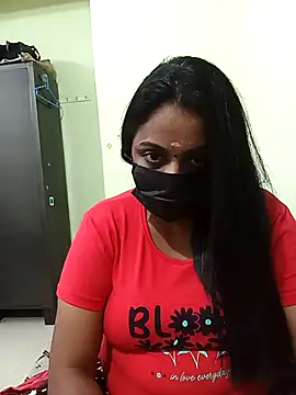 queendivya online show from October 18, 2:18 pm