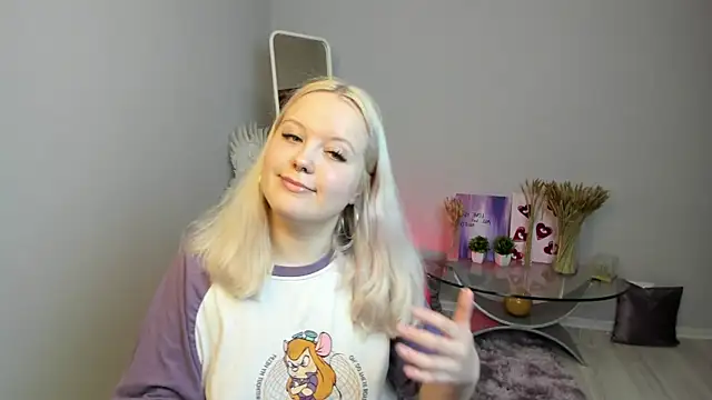 Snapshot of RoseThomas_ chatting on September 26, 1:37 pm RoseThomas online show from September 26, 1:37 pm