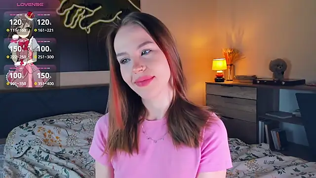 MaliaBourraine online show from March 14, 7:03 am