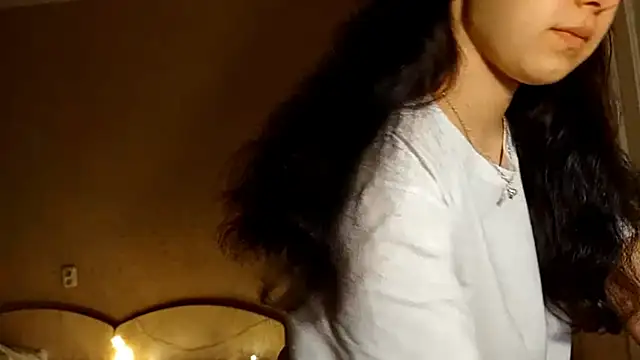 Snapshot of MandaDestiche chatting on October 1, 5:08 pm MandaDestiche online show from October 1, 5:08 pm
