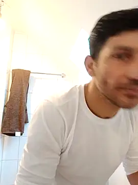 Snapshot of Casianantoonnio chatting on December 18, 1:28 pm Casianantoonnio online show from December 18, 1:28 pm