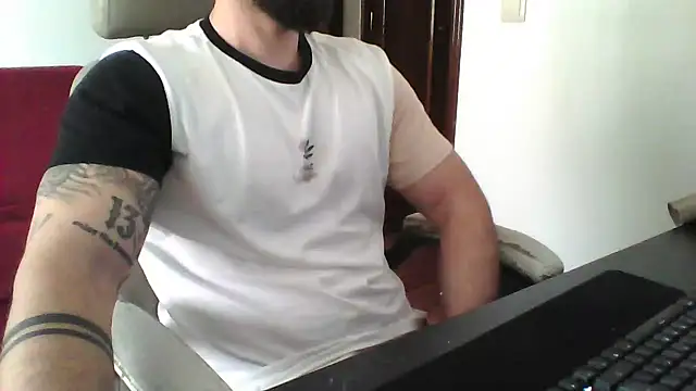 yourfantasy777 online show from April 15, 3:08 pm