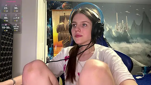 Elira Breeze online show from February 17, 5:41 pm