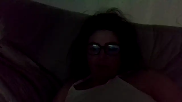 Snapshot of Rileyxxx69 chatting on November 25, 3:39 am Rileyxxx69 online show from November 25, 3:39 am