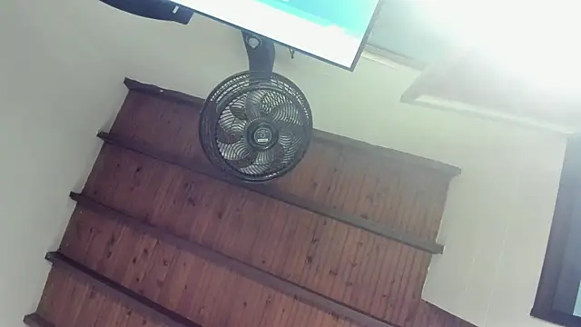 Isabella-Rosssi online show from October 11, 4:22 am