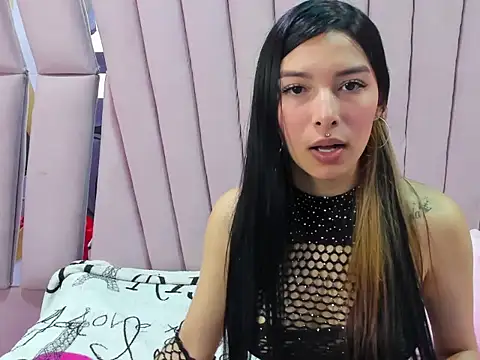 burbuja pink  online show from January 14, 3:56 am