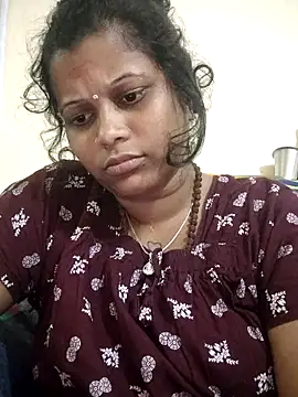 sweetqueen143 online show from November 6, 4:08 pm