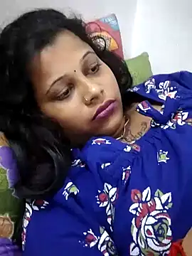 sweetqueen143 online show from February 9, 5:50 pm