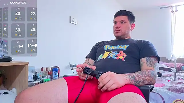 Snapshot of ryden_01 chatting on December 5, 4:03 pm ryden 01 online show from December 5, 4:03 pm