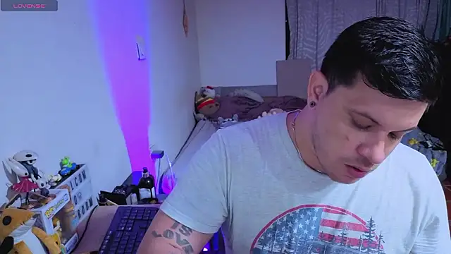 ryden 01 online show from March 15, 1:33 am