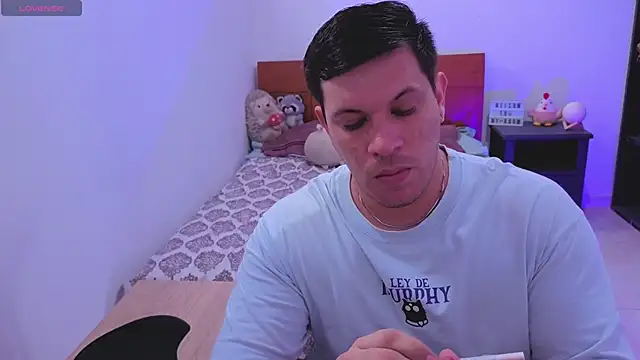 ryden 01 online show from March 29, 8:53 pm