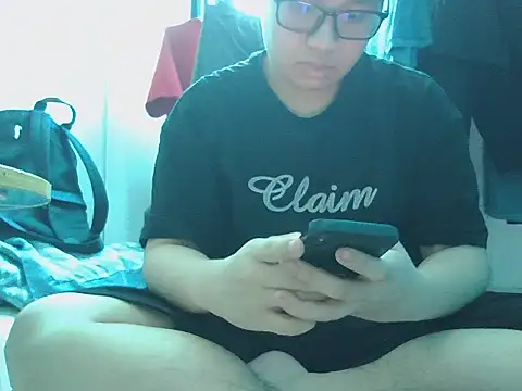 loveninja online show from April 8, 7:52 am