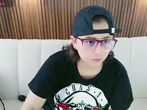 dirty feelena online show from May 17, 3:41 pm