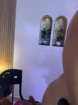 becca wilsson online show from June 29, 8:09 am