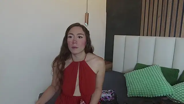 MyApril   online show from December 4, 11:52 am