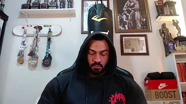 henryhadesflirt online show from April 8, 10:04 am