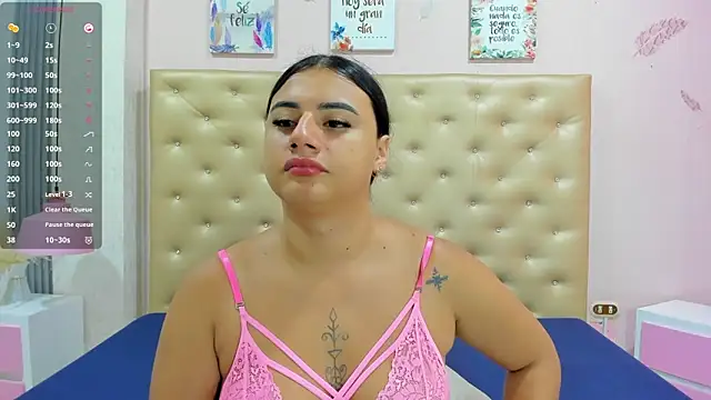 Snapshot of _jade_01 chatting on April 30, 1:06 pm jade 01 online show from April 30, 1:06 pm