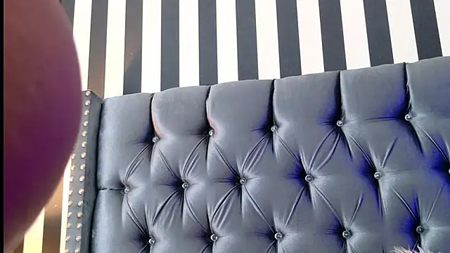 Snapshot of Stellaciel_ chatting on December 1, 10:26 pm Stellaciel online show from December 1, 10:26 pm