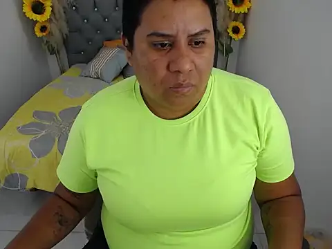 hotlesby valery online show from March 21, 8:01 pm