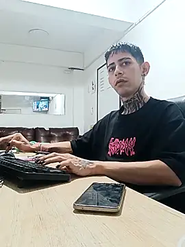 Kriss Mercury online show from October 30, 3:52 am