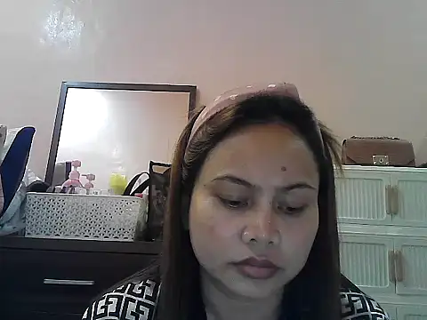 Snapshot of Amarrahlyn chatting on May 10, 6:29 am Amarrahlyn online show from May 10, 6:29 am