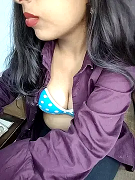 Snapshot of hotty_ranjana chatting on October 12, 11:37 pm hotty ranjana online show from October 12, 11:37 pm