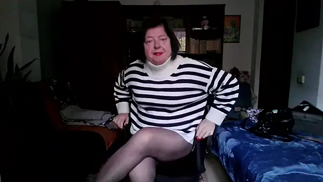 Snapshot of Violet_Pulse chatting on October 21, 9:10 am Violet Pulse online show from October 21, 9:10 am