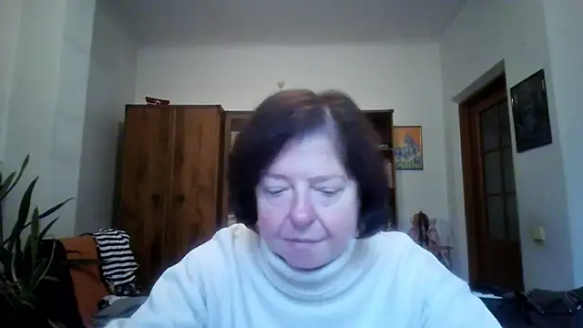 Snapshot of Violet_Pulse chatting on October 27, 11:58 am Violet Pulse online show from October 27, 11:58 am