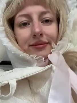 RonnieKiss online show from October 6, 4:10 am