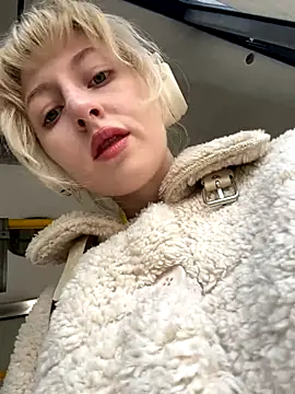 RonnieKiss online show from October 23, 2:55 am