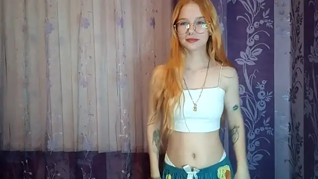 Snapshot of Lutangogansit chatting on September 19, 1:34 pm Lutangogansit online show from September 19, 1:34 pm