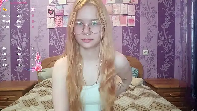 Snapshot of Lutangogansit chatting on October 21, 7:09 am Lutangogansit online show from October 21, 7:09 am