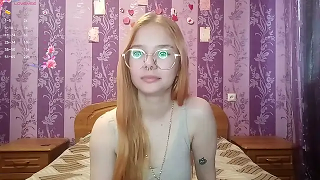 Snapshot of Lutangogansit chatting on November 22, 7:07 am Lutangogansit online show from November 22, 7:07 am