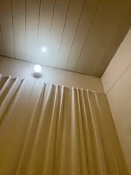 AZ37866 online show from April 5, 4:09 am