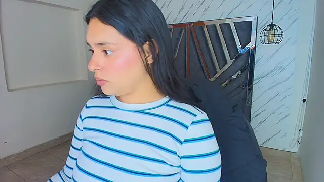 Snapshot of lorem_adams chatting on December 3, 12:03 pm lorem adams online show from December 3, 12:03 pm