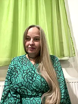 B i r d i e online show from October 1, 6:47 pm