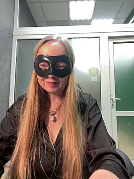 B i r d i e online show from November 6, 7:20 am