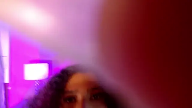 Snapshot of _IsabellaRousse chatting on October 9, 7:01 pm IsabellaRousse online show from October 9, 7:01 pm