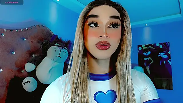 Snapshot of _IsabellaRousse chatting on January 7, 12:29 pm IsabellaRousse online show from January 7, 12:29 pm